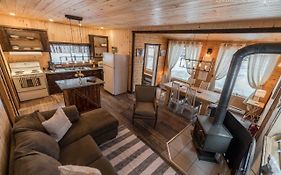 Chalet Le Louna - Les Chalets Spa Canada